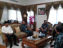 Hasyim Muzadi Kunjungi Blok Cepu Pasca Rusuh Pegawai