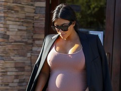 Kim Kardashian Terima Rp 65,8 M dari Video Seksnya