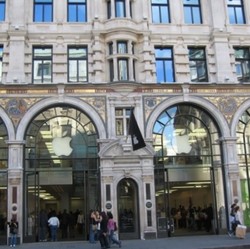 Samsung Ganggu Antrean Penjualan iPhone 6S