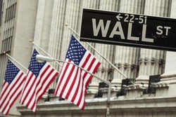Wall Street Anjlok Hingga 3% Lebih