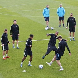 Demi Menjaga Peluang The Citizens Lolos ke Babak Knockout