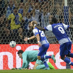 Porto Taklukkan Chelsea 2-1