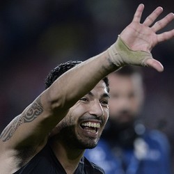 Gol Suarez untuk Messi