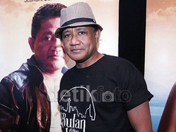 Ditodong Anak, Andre Hehanusa Kembali Rilis Album