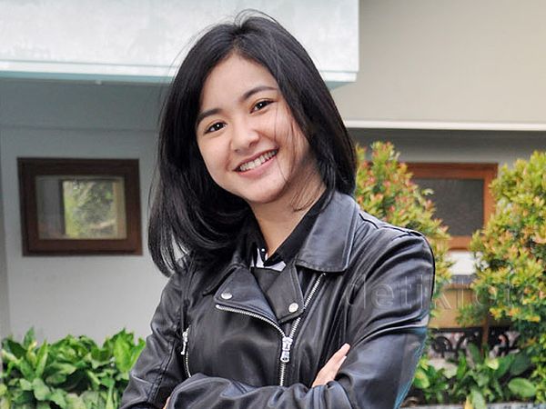 Cantik Imut-imut Adinda Azani