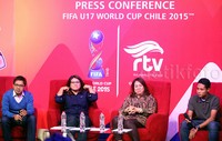 Untuk televisi nasional, RTV akan menyiarkan siaran langsung dan siaran ulang secara gratis, dan bekerja sama dengan televisi berbayar, Topas TV.