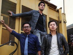 Tiket Ingin Konsisten Bertiga dengan Warna Musik Baru