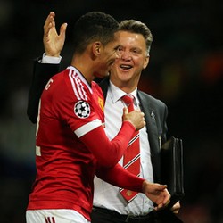 Van Gaal Sebut MU Beruntung Dapat Penalti