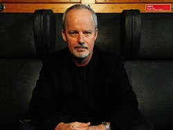 Novelis Kriminal dari Australia Kalahkan Stephen King dan JK Rowling