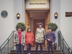 Indische Party Dapat Kesempatan Langka Rekaman di Abbey Road Studios