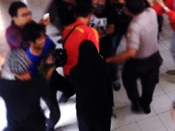 RA Tak Pernah Paksa AA Layani Pelanggan