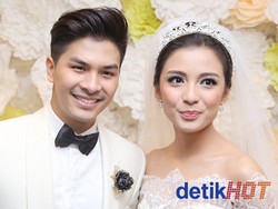 Ada 2500 Titik Swarovski di Gaun Pengantin Chelsea