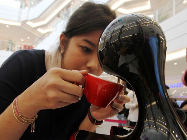 Belajar Latte Art di Hari Kopi Internasional