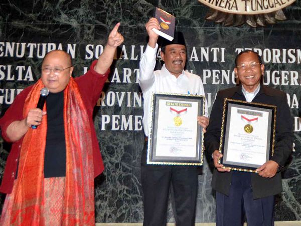 MURI Beri Penghargaan Pada Gubernur DKI Jakarta