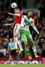 MU Tundukkan Wolfsburg 2-1