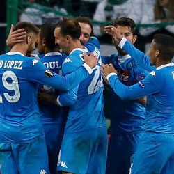 Napoli Kalahkan Legia Warsawa 2-0
