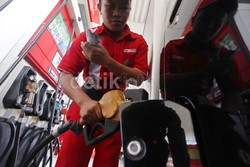 Gubernur BI: Penurunan Harga Bensin Premium Jangan Untuk Popularitas