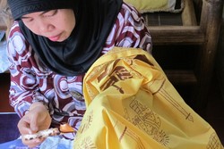 Mimpi dari Pengrajin Kecil Batik Betawi