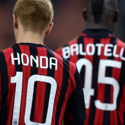 Menjamu Napoli, Rossoneri Mungkin Tanpa Honda dan Balotelli