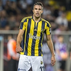 Pelatih Fenerbahce Bantah Rumor Cekcok dengan Van Persie