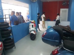 Paduan Bengkel dan Kafe yang Hommy di Casa da Vespa