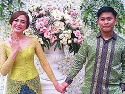 Resmi Lamaran, Chandra Ungkap Nina Zatulini yang Suka Ngupil