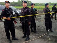 Brimob Sisir Tambang Ilegal di Pantai Watu Pecak