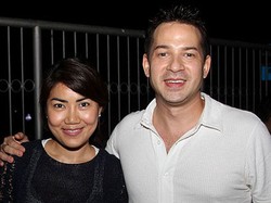 Ari Wibowo dan Istri Selalu Rayakan Ultah Pernikahan dengan Romantis