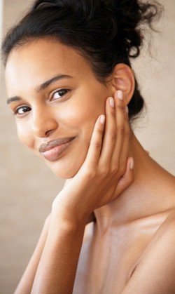 5 Tips Dapatkan Kulit Wajah Bersih Bebas Jerawat