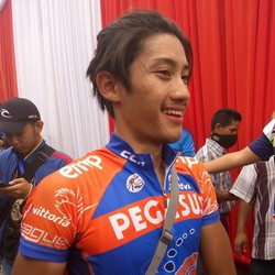 Asap Bikin Aiman Megap-megap di Etape 2