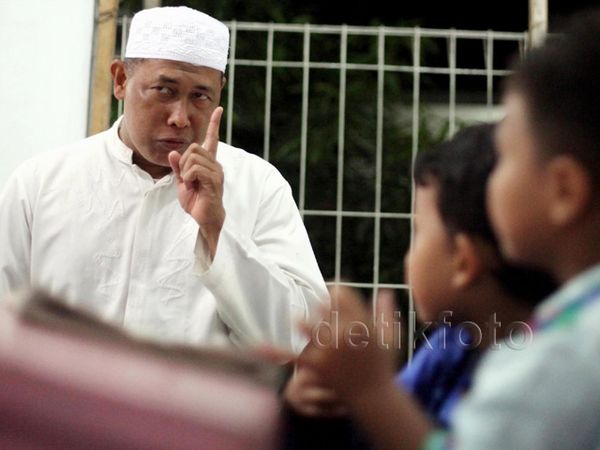 Sosok Riyono, Marinir si Pemilik Pesantren