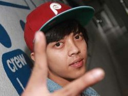 Keluar dari Bayangan SM*SH, Bisma Coba Sentuhan Band di Proyek Solo