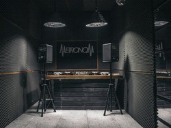 MetronoM, Bukan Sekedar Sekolah DJ