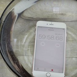 iPhone 6S Terbukti Tahan Air, Tapi..