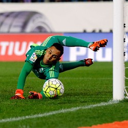 Navas Sedang Susah Dibobol Lewat Titik Putih