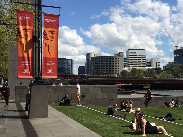 Tempat Populer Buat Berjemur di Melbourne