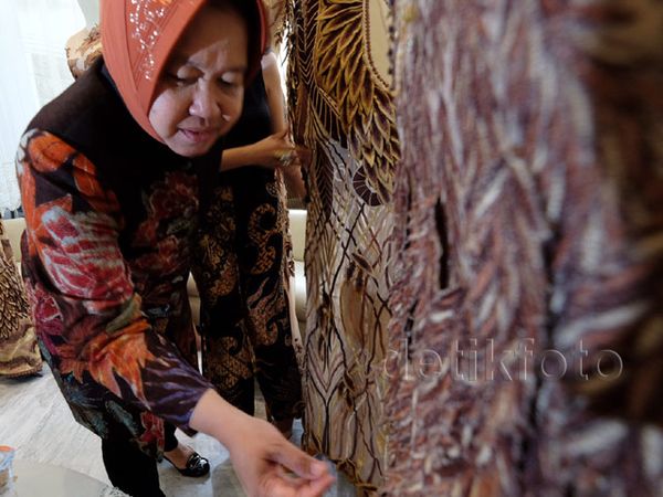 Risma Bangga Desainer Surabaya Menang di AS