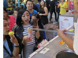 Saat Rinni Wulandari Dikerjai Penjual Es Krim di Malaysia