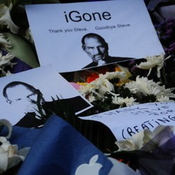 Pujian untuk Steve Jobs di 4 Tahun Kematiannya