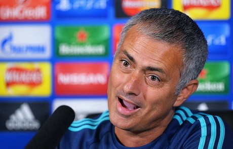 Mourinho yang Pintar Manfaatkan Media