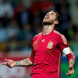 Cedera Bahu Belum Sembuh, Ramos Tarik Diri dari Skuat Spanyol
