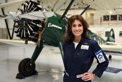 Pilot Wanita Inggris Siap Pecahkan Rekor Terbang Tunggal, Melintasi 23 Negara!