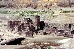 Desa Kuno di Dasar Danau Italia, Bisa Muncul di Waktu Tertentu