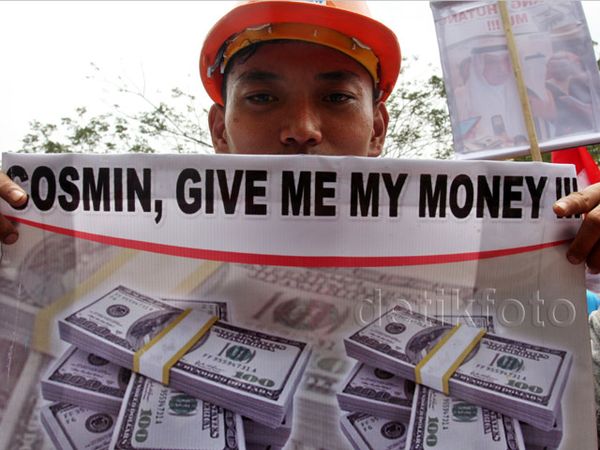 Aksi Demo di Kedubes Arab Saudi