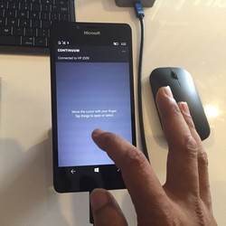 Empat Langkah Mengubah Lumia 950 Menjadi PC