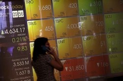 Rupiah Perkasa, IHSG Ditutup Menguat ke 4.462