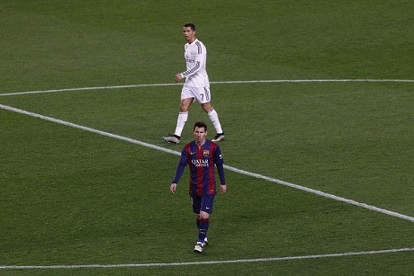 Kata Johan Cruyff Soal Beda Messi dan Ronaldo