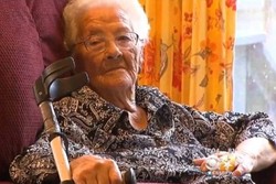 Sungguh Tega, Nenek 98 Tahun Ditelantarkan Petugas Bandara di AS