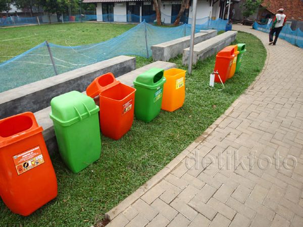 Ruang Publik Cililitan Hampir Rampung