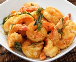 Yuk, Makan Siang Enak dengan Udang Telur Asin!